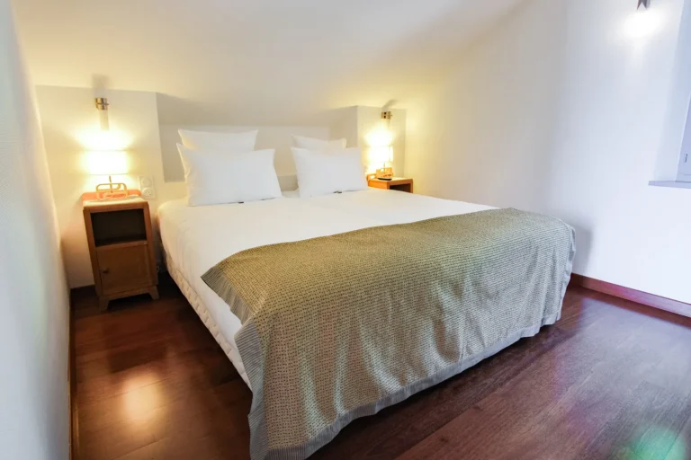 Second lit double de la chambre familiale, idéale pour 4 personnes
